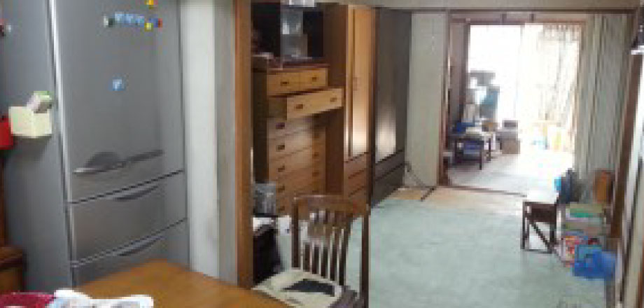 箕面市での遺品整理 ビフォー